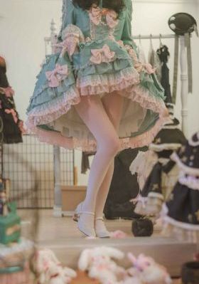 女生越喊痛男生越往里_BD国语完整视频观看